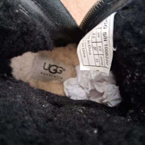 UGG Blayre Black Boots - Picture 7 of 10